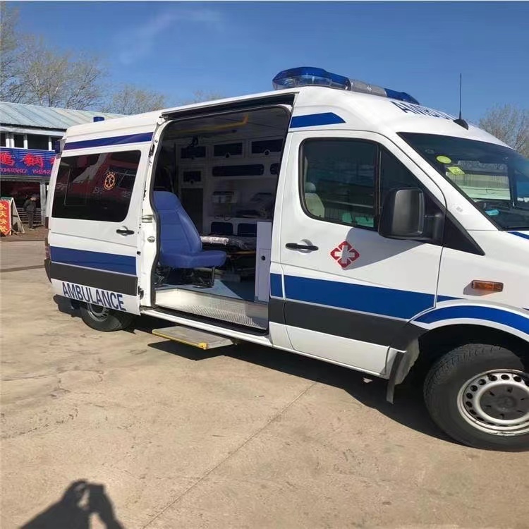 利津私人长途救护车出租转院回家